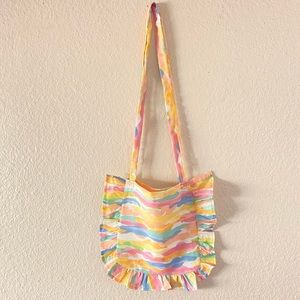 Colorful ruffle tote